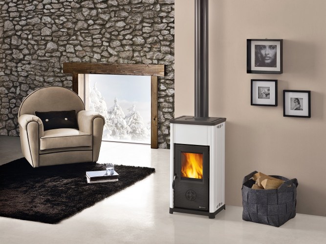 NORDICA TEA krbová kamna černá