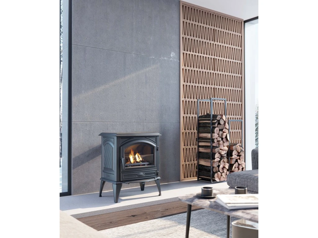 DOVRE 640 WD litinová krbová kamna černá