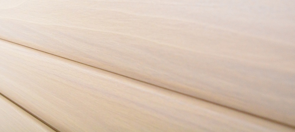 PANEL ZASTÍNĚNÍ WOOD, SKLÁPĚCÍ LAMELY, HORIZONTÁLNÍ 1 m pro bioklimatickou pergolu