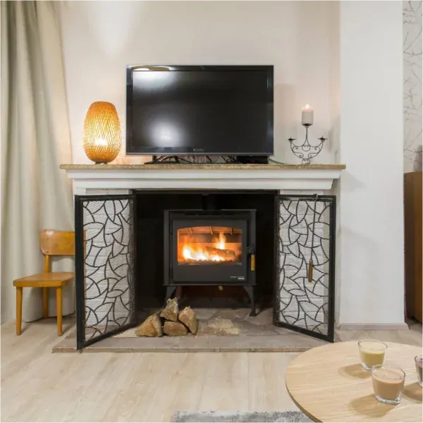 HAAS+SOHN FORESTA Krbová kamna, černá, dlažba dekor dřeva