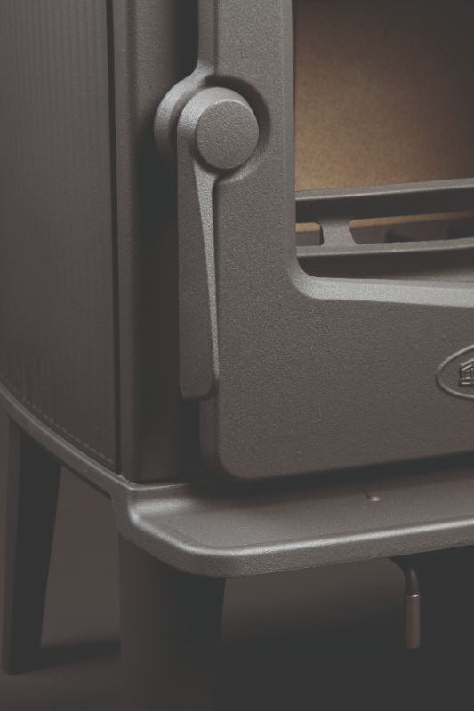 DOVRE 525 CB litinová krbová kamna